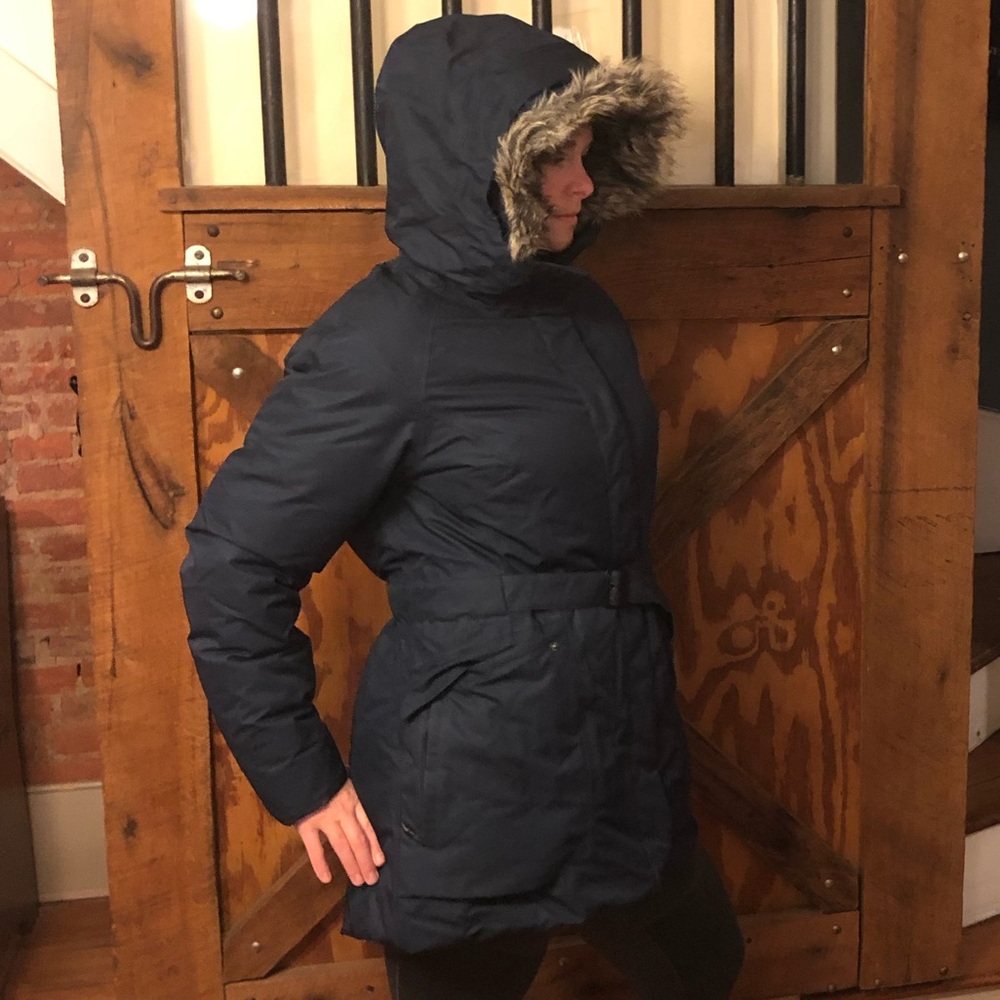 Women’s north face parka size large